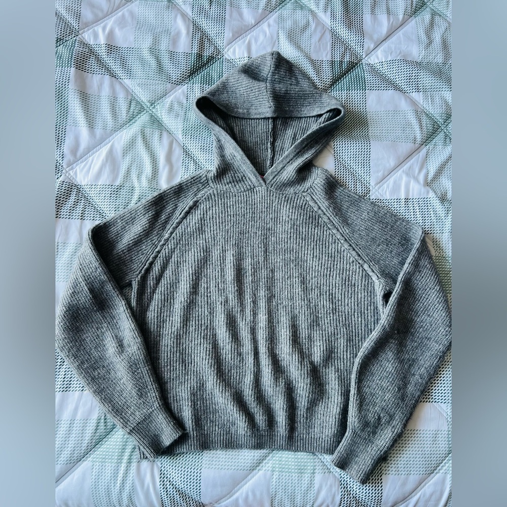 Coco & Shay Gray Knit Hoodie